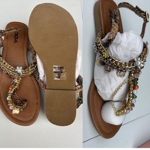 Soda gem sandals